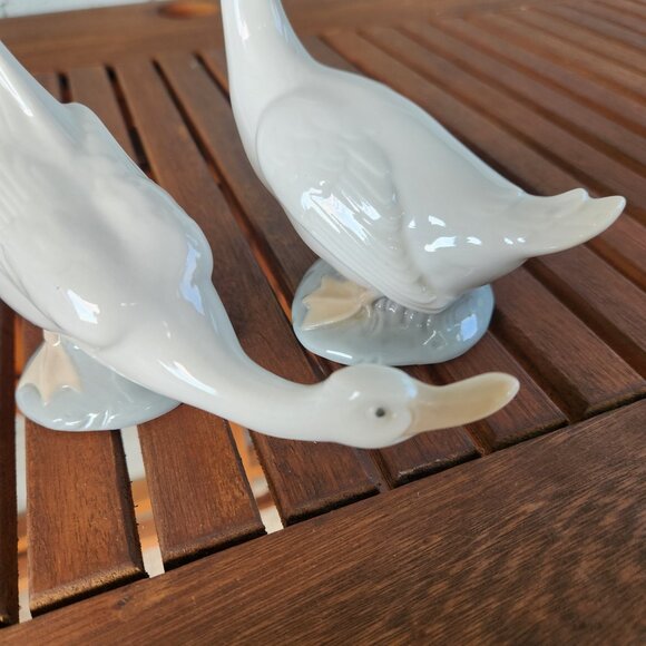 Vintage Nao by Lladro Porcelain Geese Figurines Pair Handmade in Spain - Picture 9 of 9